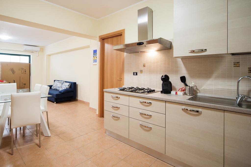 Milly House Letojanni Exterior foto